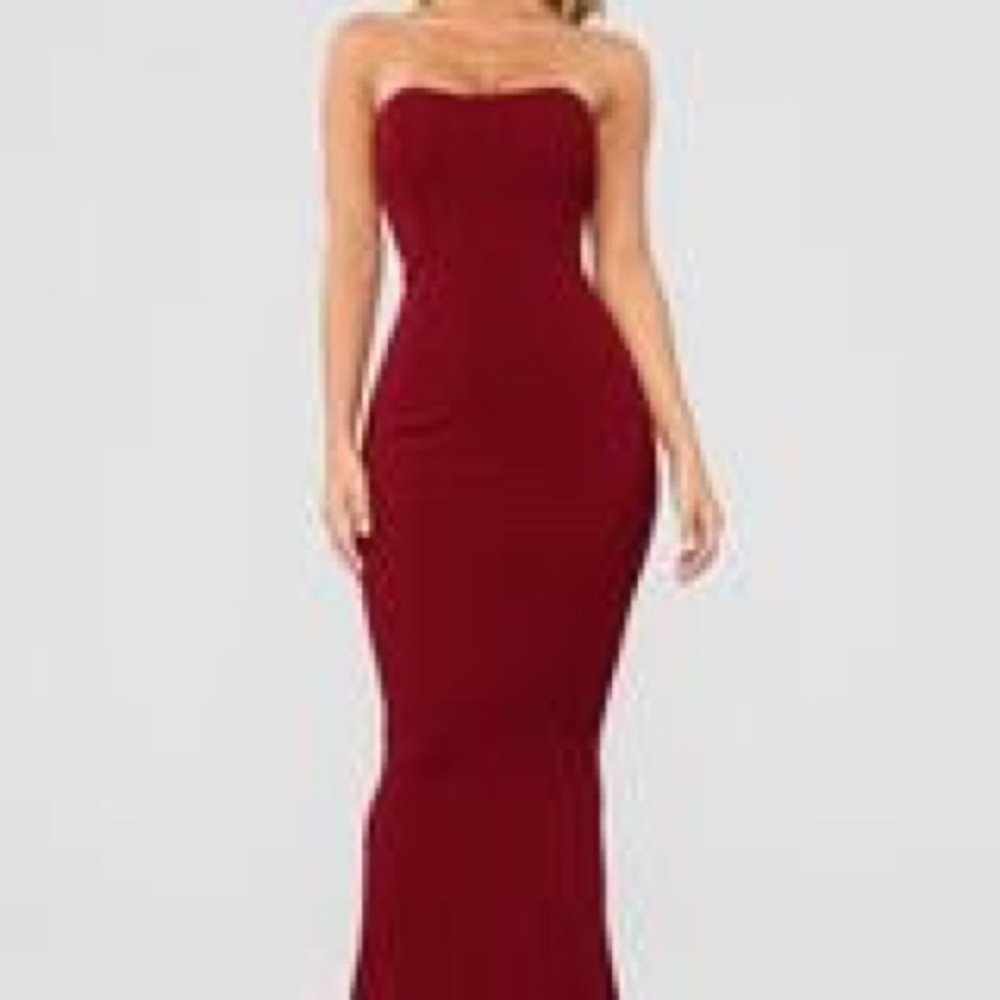 Fashion Nova floor length dress!
